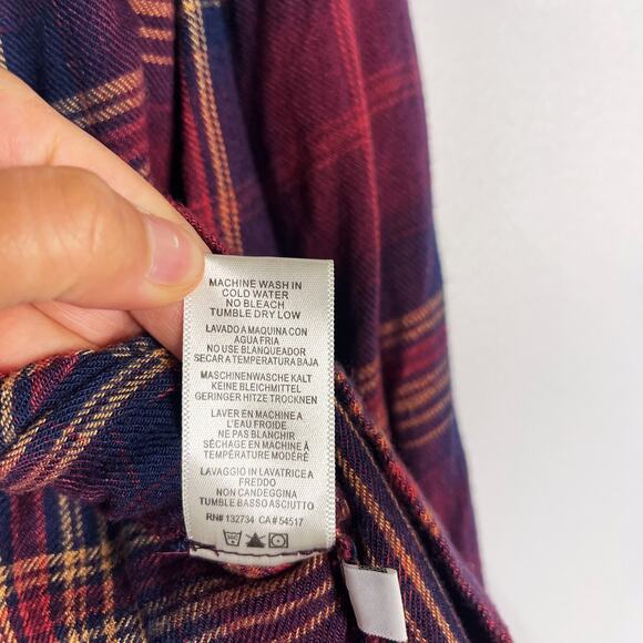 Cloth & Stone XSmall XS Red Blue Plaid Off The Shoulder Blouse Top Long Sleeve - Picture 7 of 7